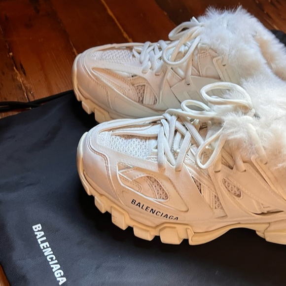Balenciaga Fur Sneakers - Picture 7 of 10